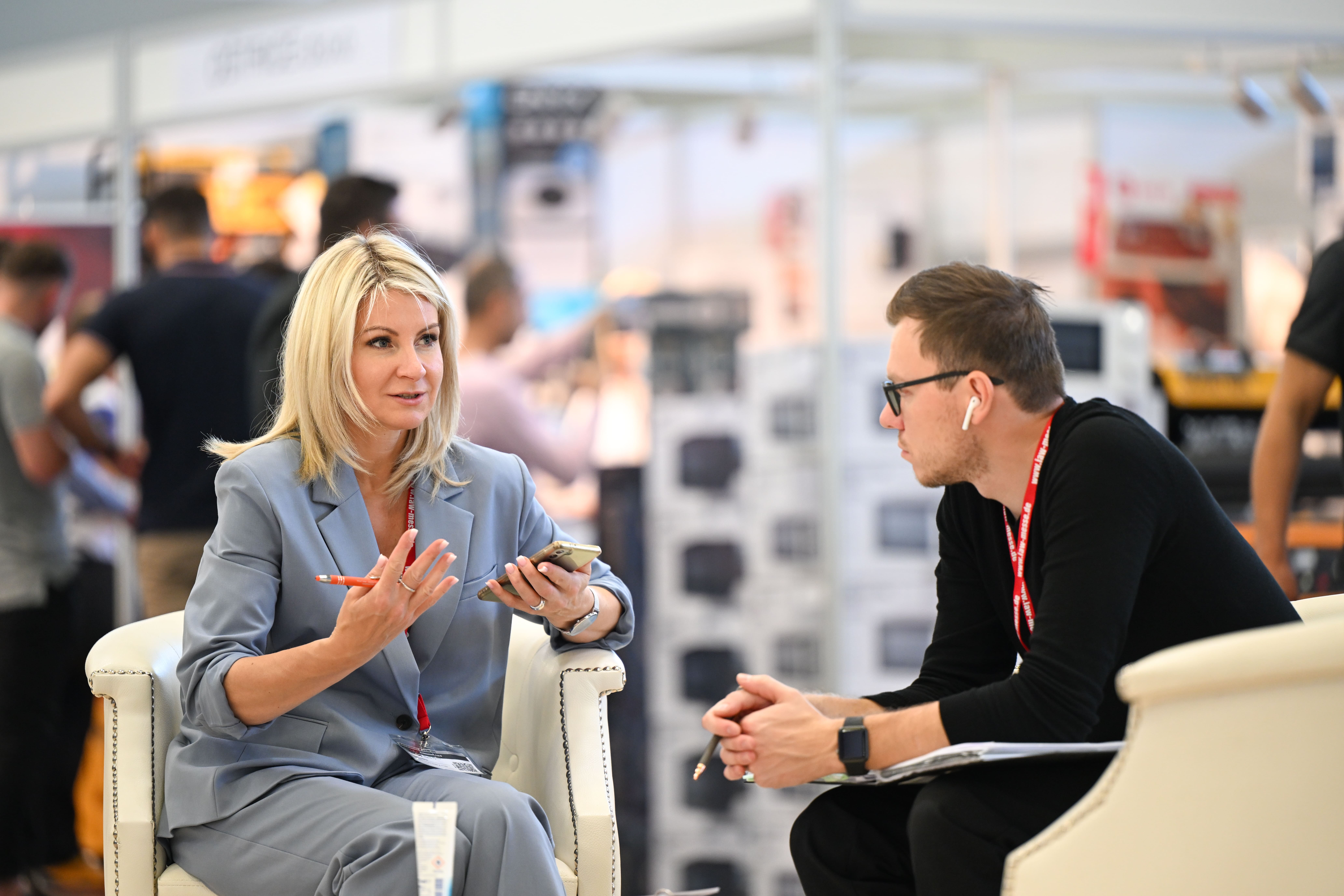 Exhibitor Sept 23 04